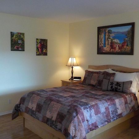 Dogwood Bed & Breakfast Summerland Exterior photo