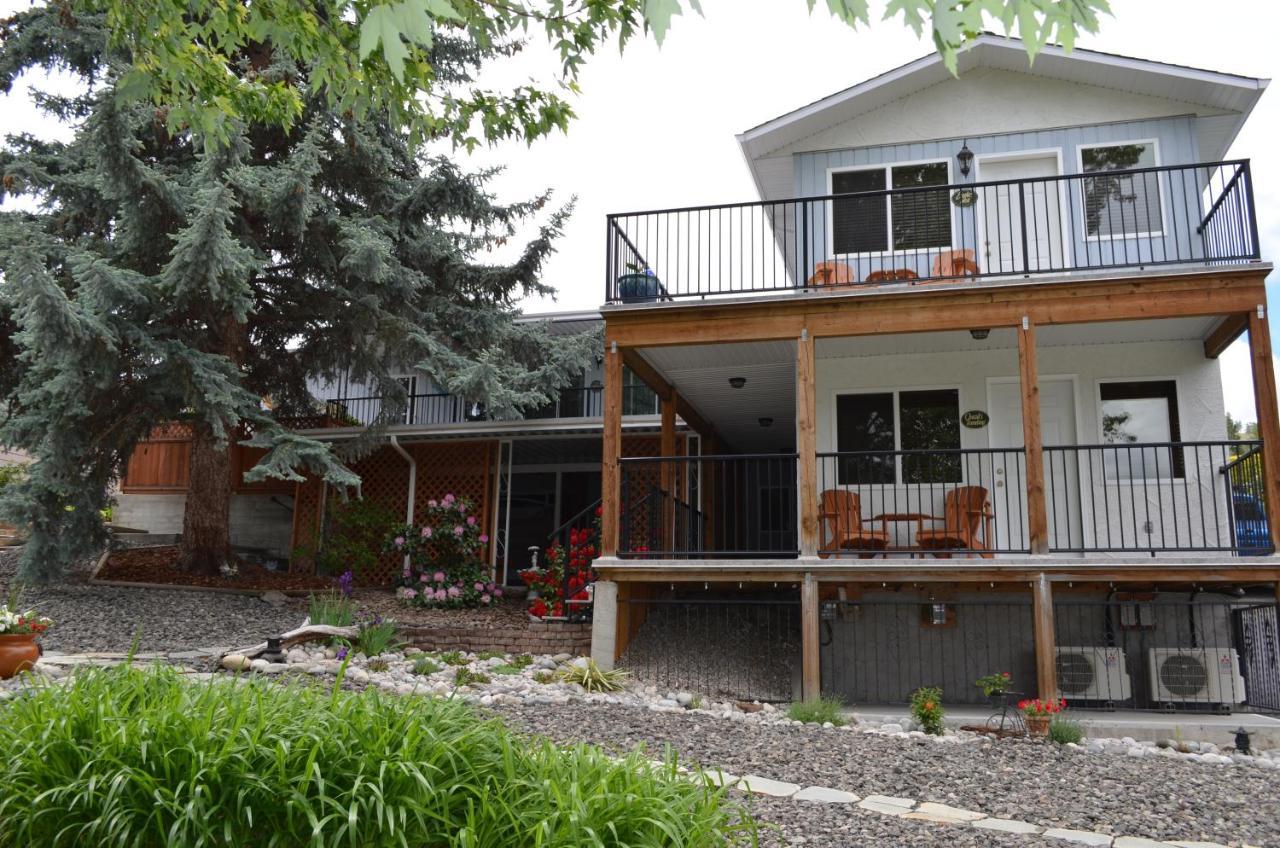 Dogwood Bed & Breakfast Summerland Exterior photo