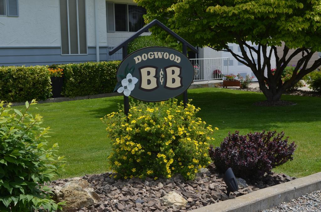 Dogwood Bed & Breakfast Summerland Exterior photo