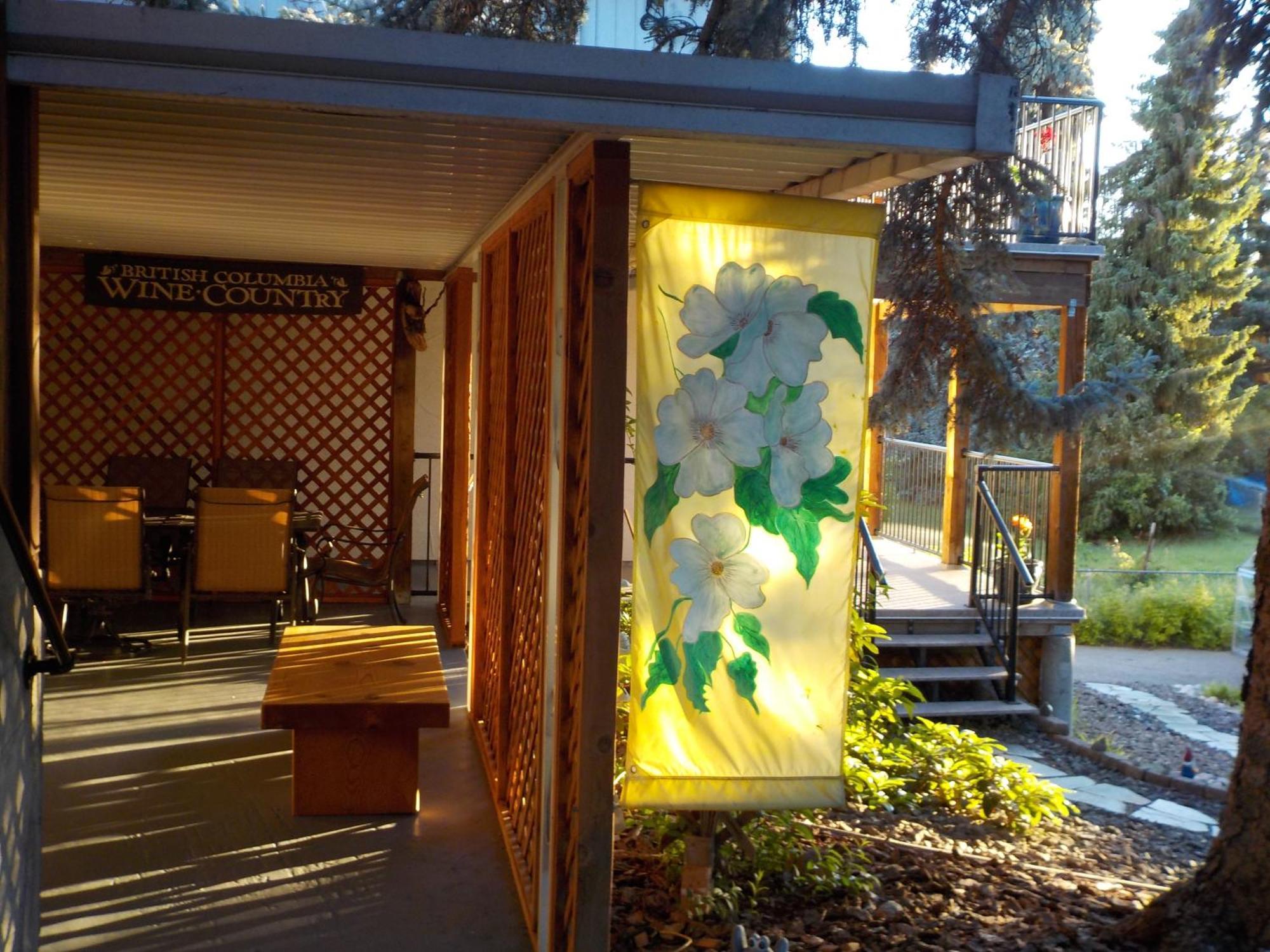 Dogwood Bed & Breakfast Summerland Exterior photo